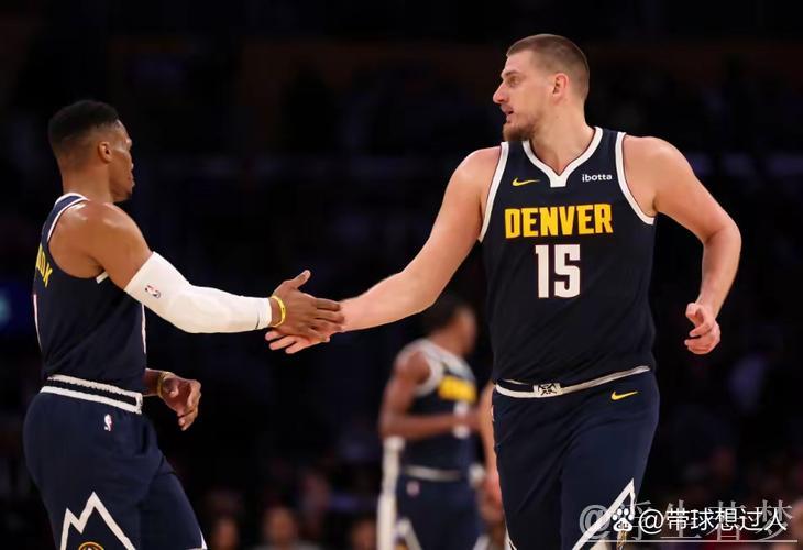 33+10+10!火箭2换1交易成模板,鹈鹕收获年轻约基奇 33+10+10!火箭2换1交易成模板,鹈鹕收获年轻约基奇